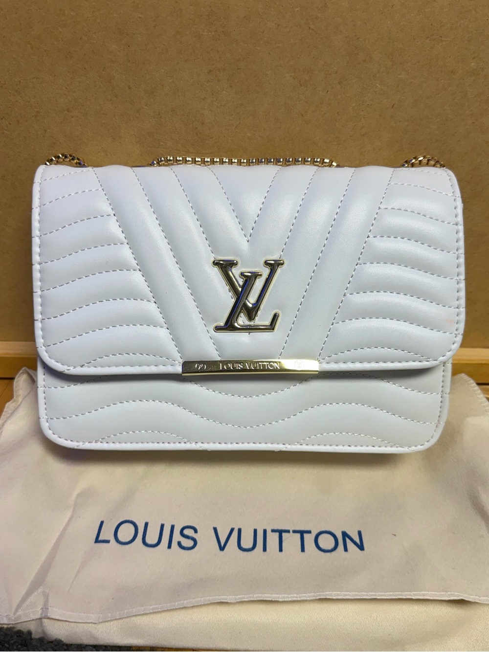 White Quilted Wave Shoulder Bag with Gold Chain